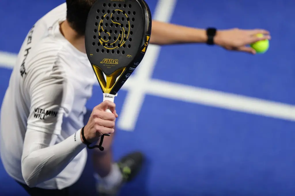 Thai massage for tennis elbow relief