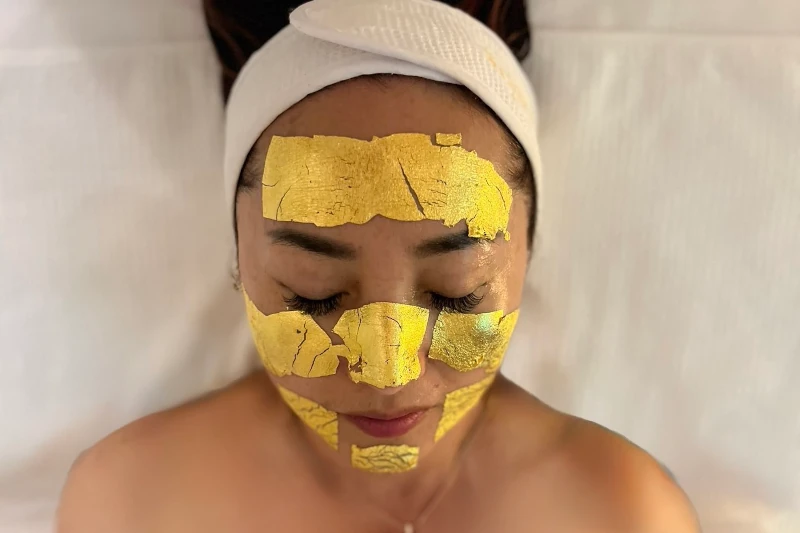 24K Gold Leaf Premium Facial