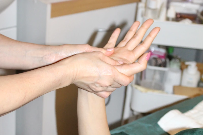 Hand & Arm Massage