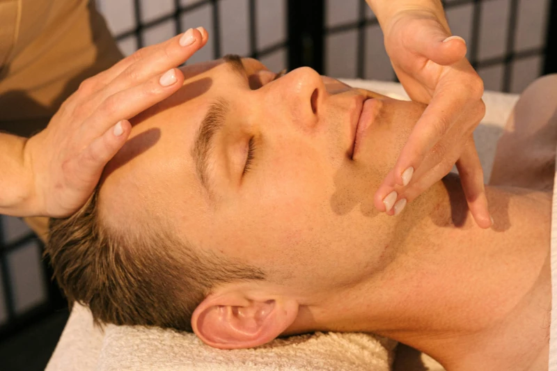 Signature Face Lifting